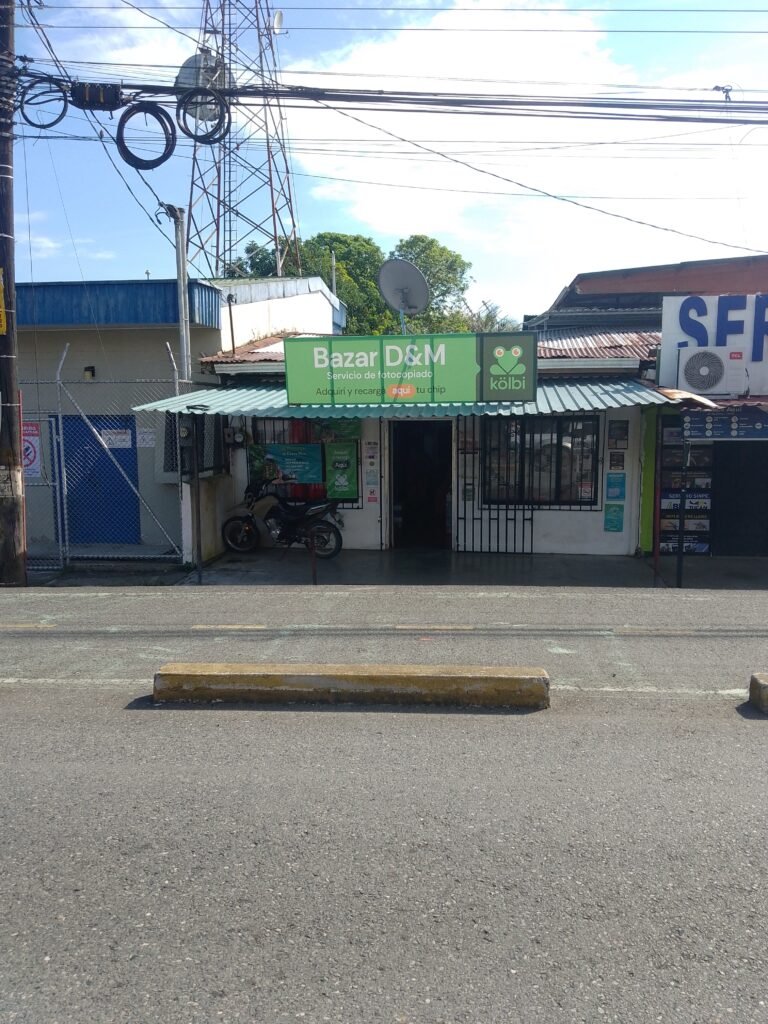 Bazar D and M print shop . puerto jimenez osa peninsula 