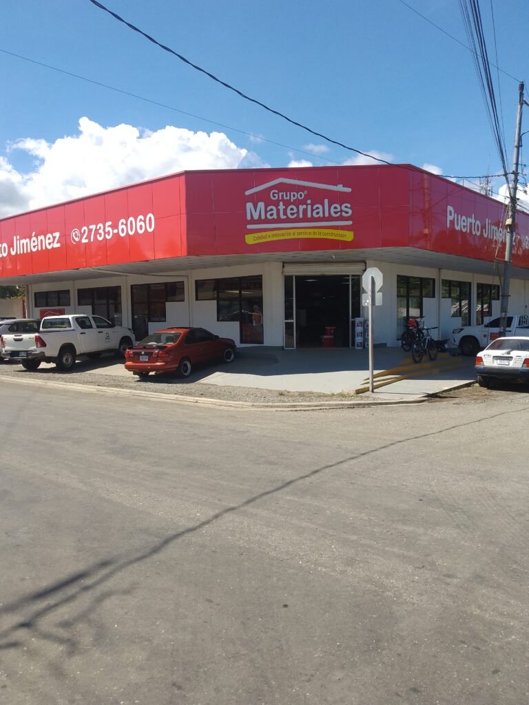 grupo materiales hard ware store. puerto jmenez osa peninsula 